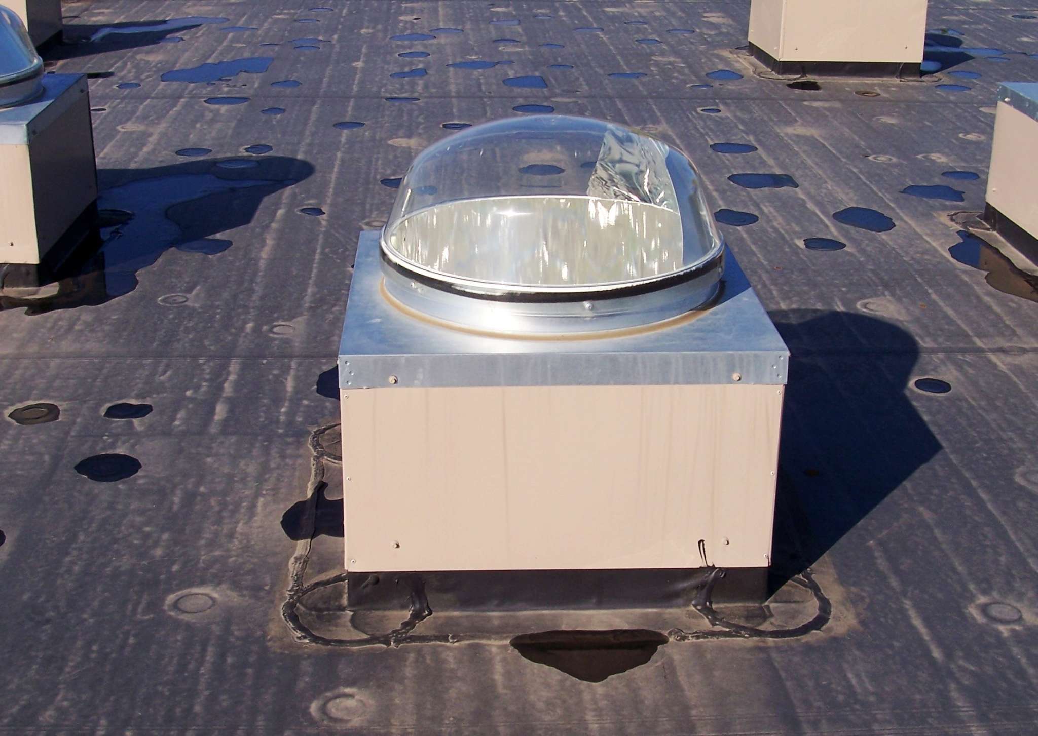 无电照明-用一个玻璃球就把日光照进家 - 导光筒_光导照明系统_导光管